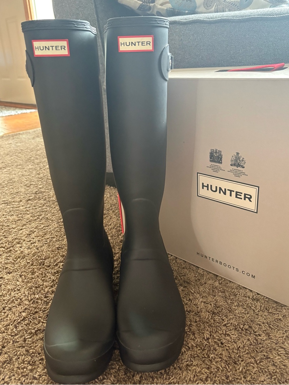 Hunter Women's Tall Matte Black Rain Boots with Red Logo